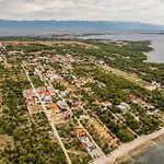 Διαμέρισμα 2 Bedroom Gorgeous In