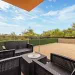 2 Bedroom Gorgeous In * Vir